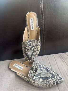 Steve Madden Snake-Print Slip-On Mules in Beige and Black